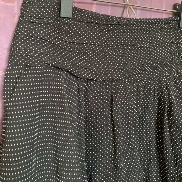 🔴•100% Silk• Polka Dot Chiffon Flirty Skirt - Picture 2 of 8